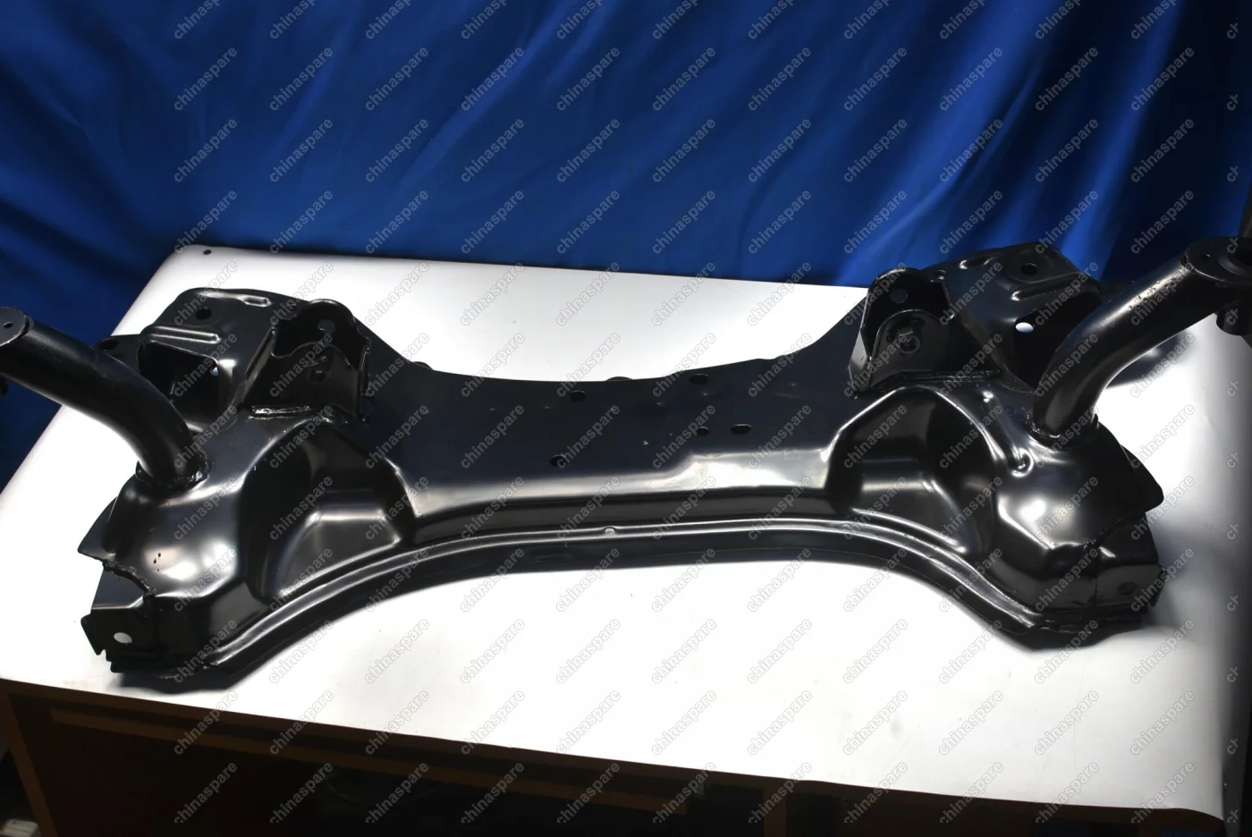 Подрамник передний ДВС Geely MK