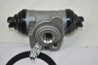 Цилиндр тормозной задний правый Geely MK, MK Cross