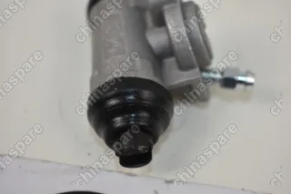 Цилиндр тормозной задний правый Geely MK, MK Cross