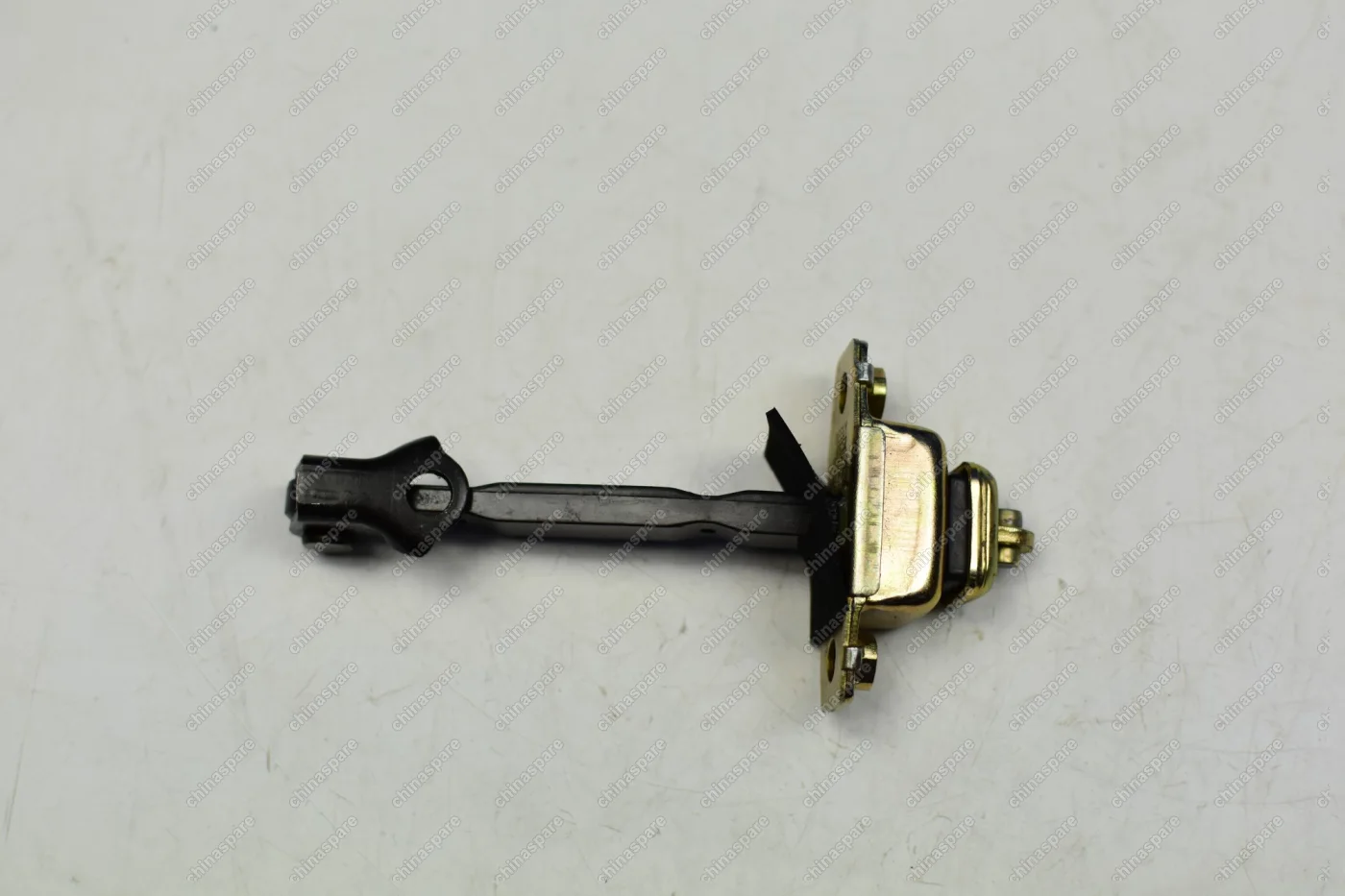 Ограничитель открывания дверей задней Geely MK, MK Cross