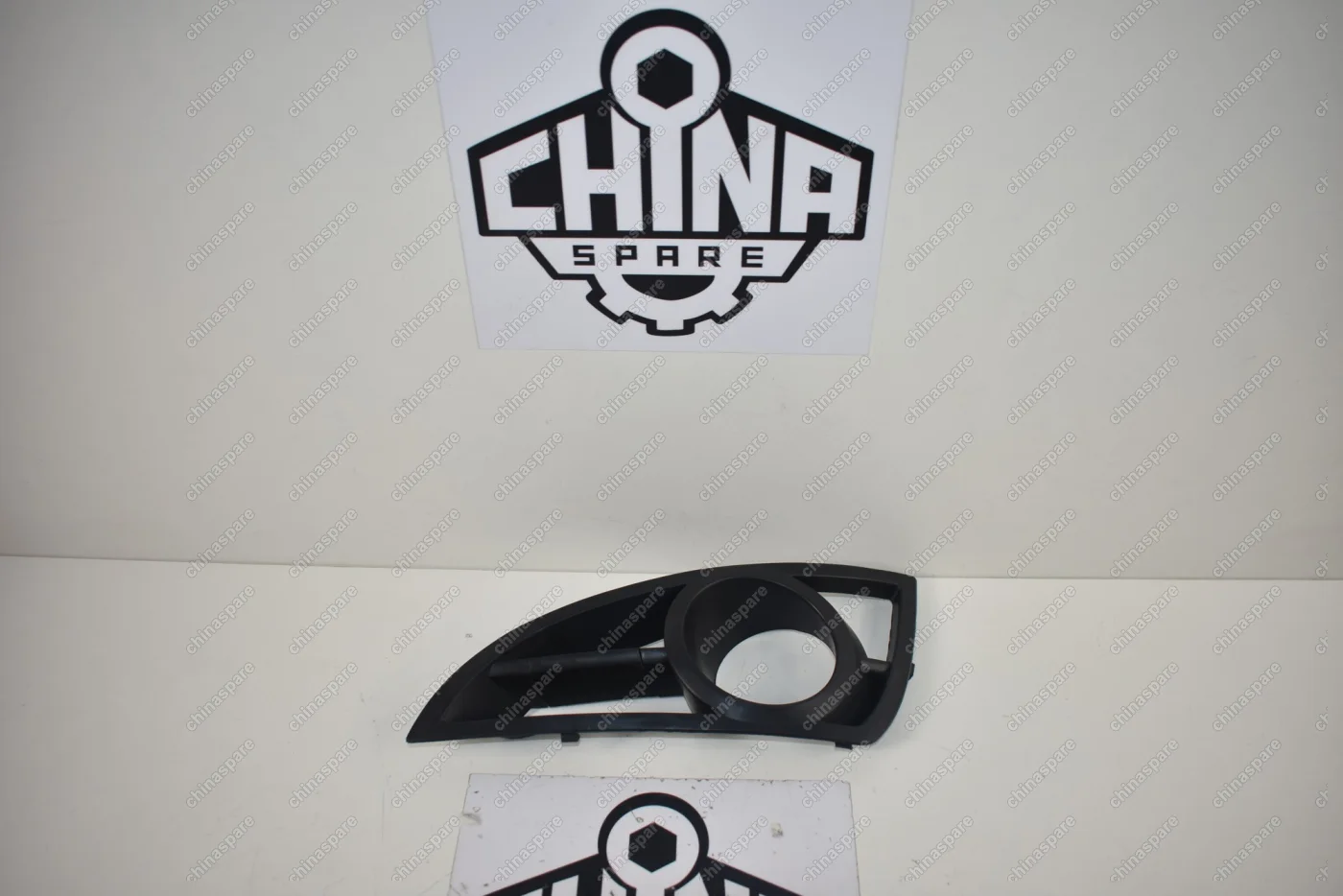 Решетка Бампера Переднего Левая (Под ПТФ) Geely MK