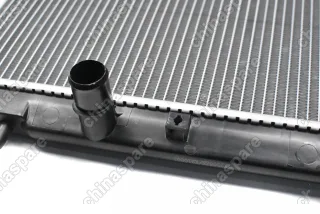 Радиатор охлаждения двигателя Geely MK, MK Cross