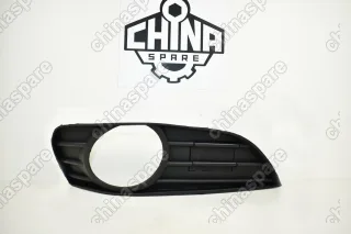 Решетка противотуманной фары Правая Geely MK, MK Cross