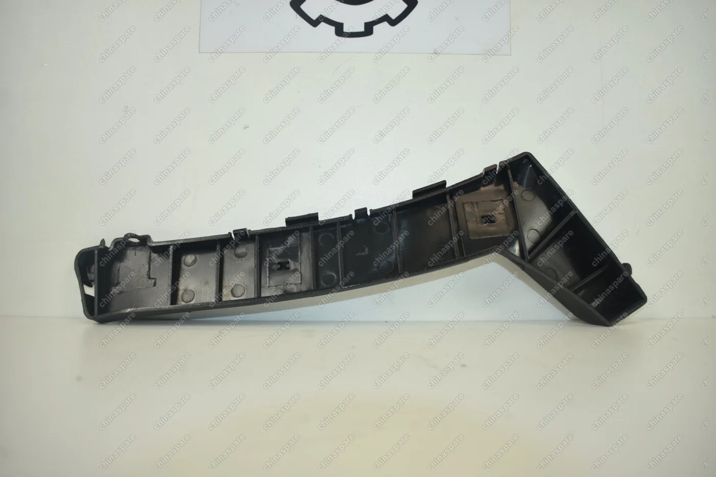 Кронштейн заднего бампера левый Geely MK Cross