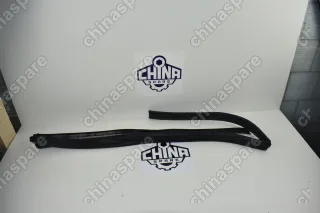 Уплотнитель переднего левого стекла Geely MK Cross