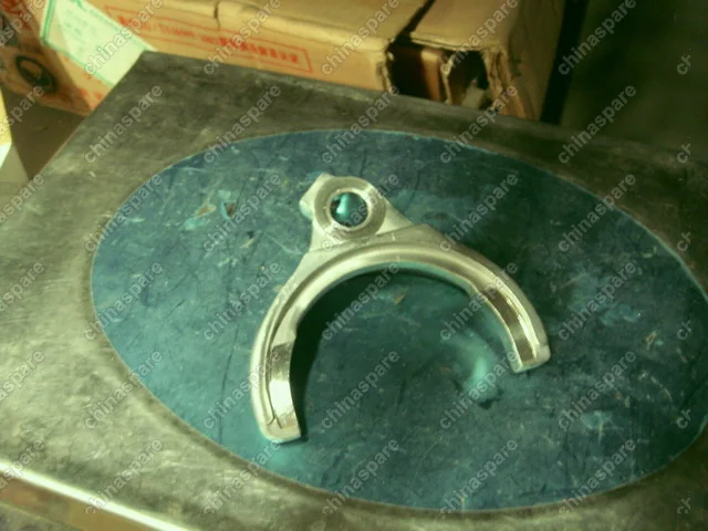 Вилка кпп 3 и 4 передачи Geely Otaka