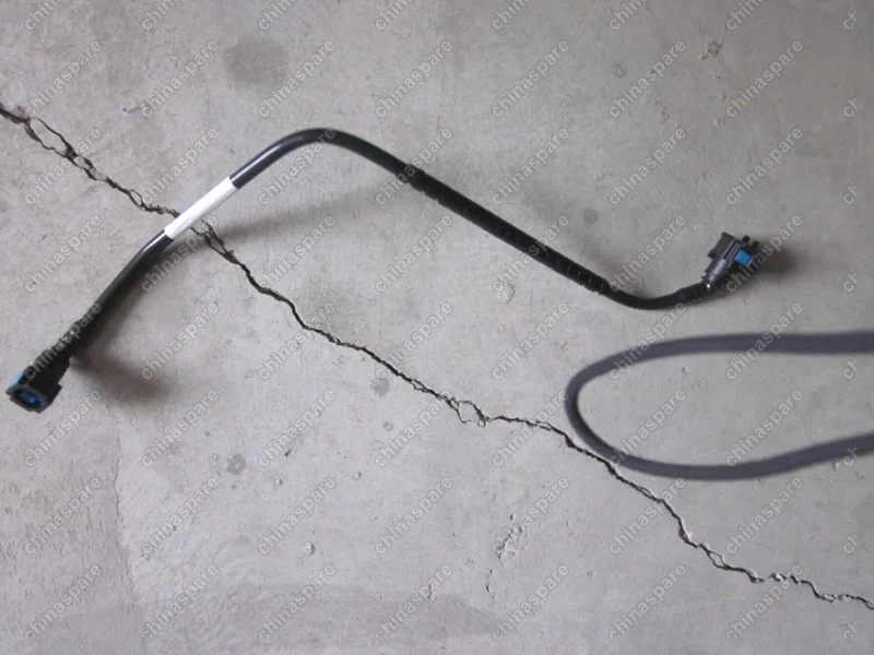 1066001586 Fuel hose to engine Geely SC7