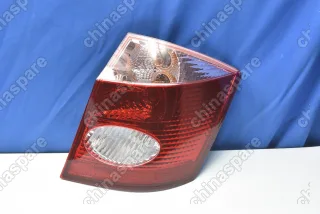 Фонарь задний правый Geely Vision