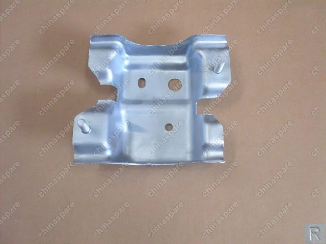 Кронштейн усилителя переднего бампера правый Great Wall Coolbear