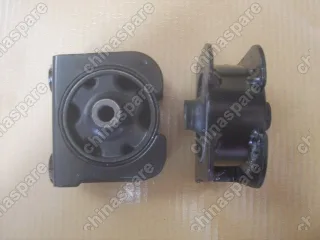 Подушка двигателя с кронштейном в сборе передняя Great Wall Cowry