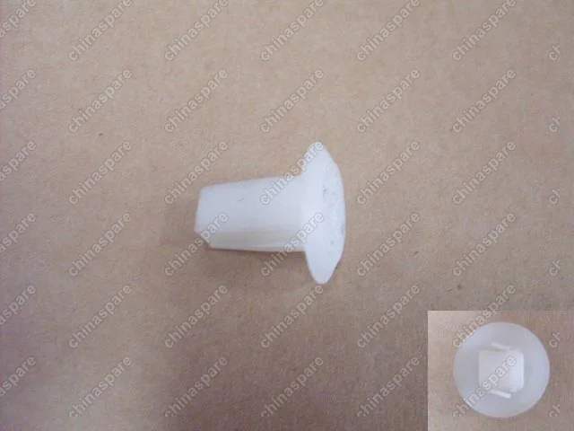 5174013V08 Plastic clip-spoiler Great Wall Cowry