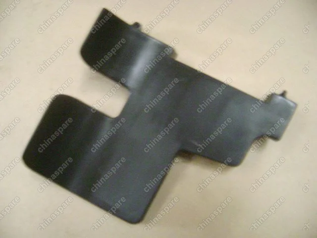 Кронштейн переднего бампера центральный левая Great Wall Cowry