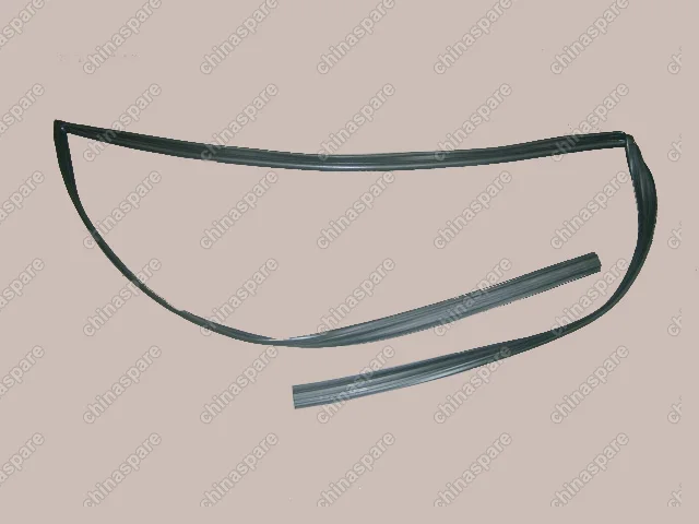 Уплотнитель стекла передней правой двери Great Wall Cowry