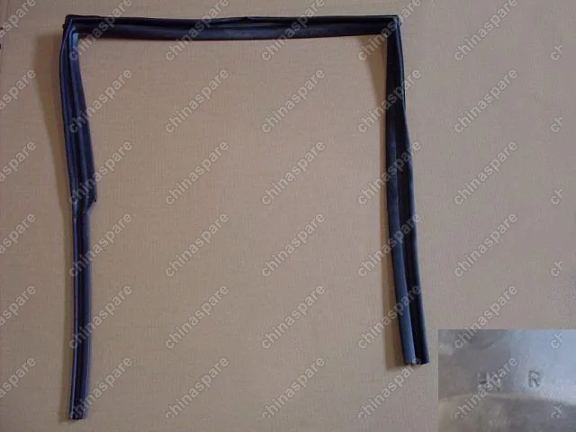 6207108V08 Sliding door glass run channel rh Great Wall Cowry