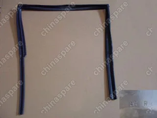 6207108V08 Sliding door glass run channel rh Great Wall Cowry
