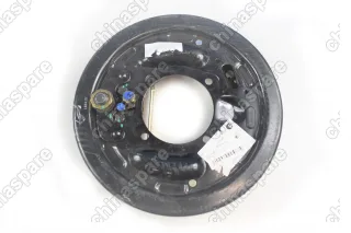 Щит заднего тормоза левый в сборе 4/2 Great Wall Deer