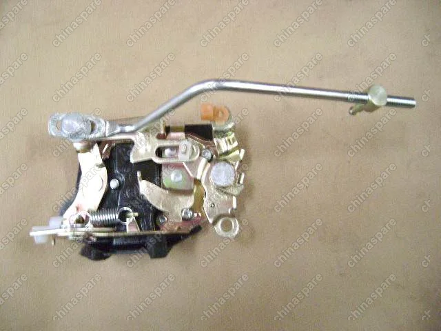 Замок двери передней левой Great Wall Deer