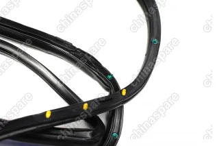 Уплотнитель двери задней левой Great Wall Deer