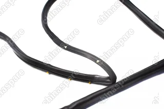 Уплотнитель двери задней правой Great Wall Deer