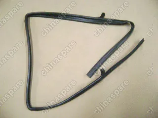 Уплотнитель стекла двери задней левой верхний пикап - 11-6207011 Great Wall Deer