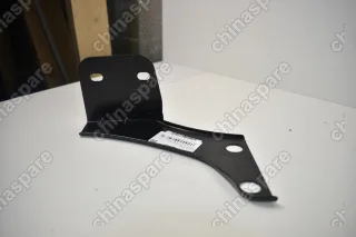 Кронштейн крепления переднего бампера центральный правый Great Wall Deer, Safe