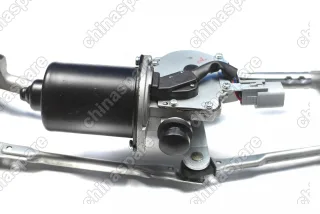 Трапеция стеклоочистителя в сборе с мотором Great Wall Florid