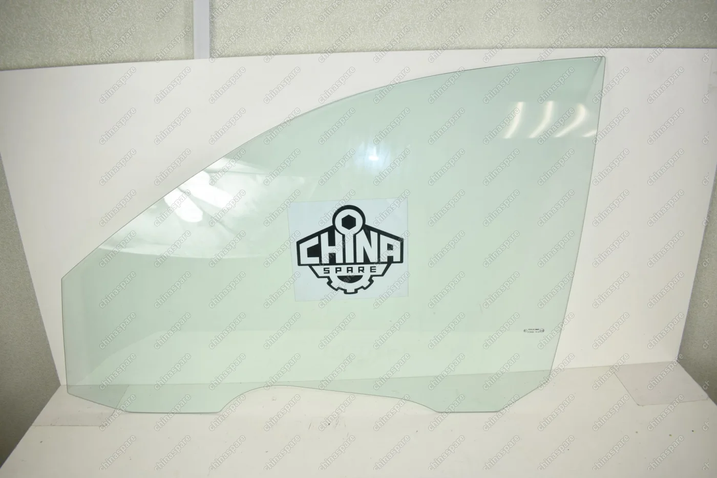 Стекло двери передней левой Great Wall Hover H3, H5