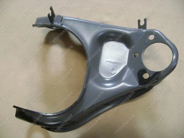 Рычаг передней подвески верхний правый голый Great Wall Hover