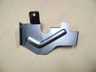 8105016K00 Кронштейн радиатора кондиционера правый Great Wall Hover