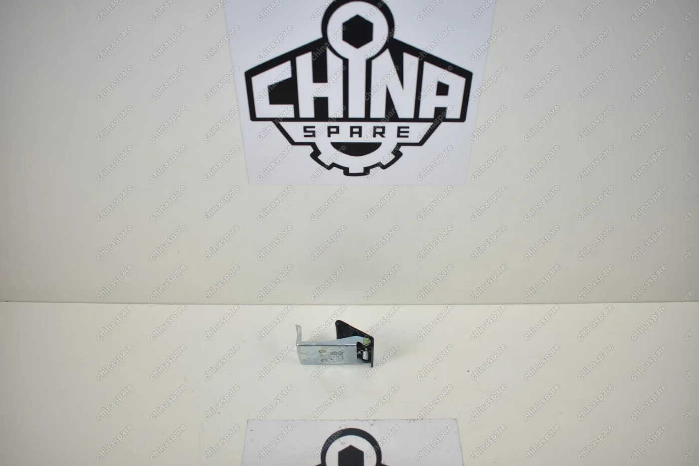 Ручка открывания капота из салона Great Wall Hover