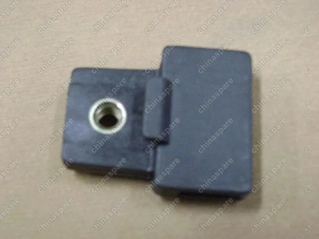 6103102K00J Door glass support bracket Great Wall Hover