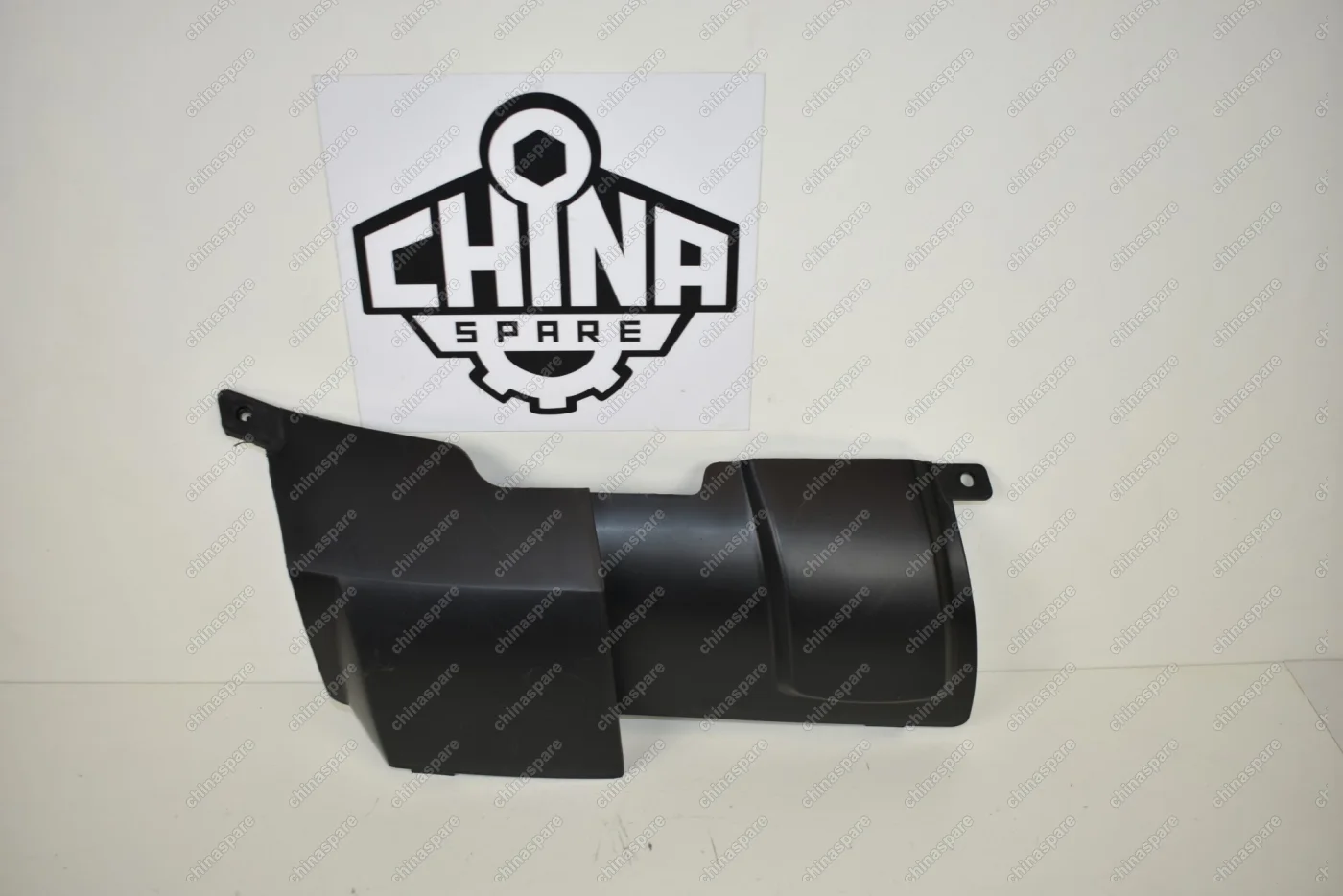 Заглушка буксирующего крюка бампера переднего Great Wall Hover