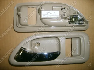 Ручка двери внутреняя левая в сборе (бежевый салон) Great Wall Hover