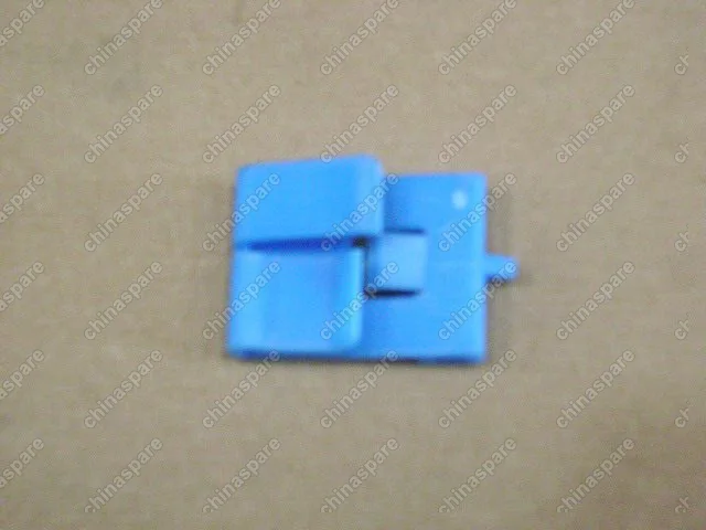 6107302K00 Пистон крепления уплотнителя переднего стекла Great Wall Hover