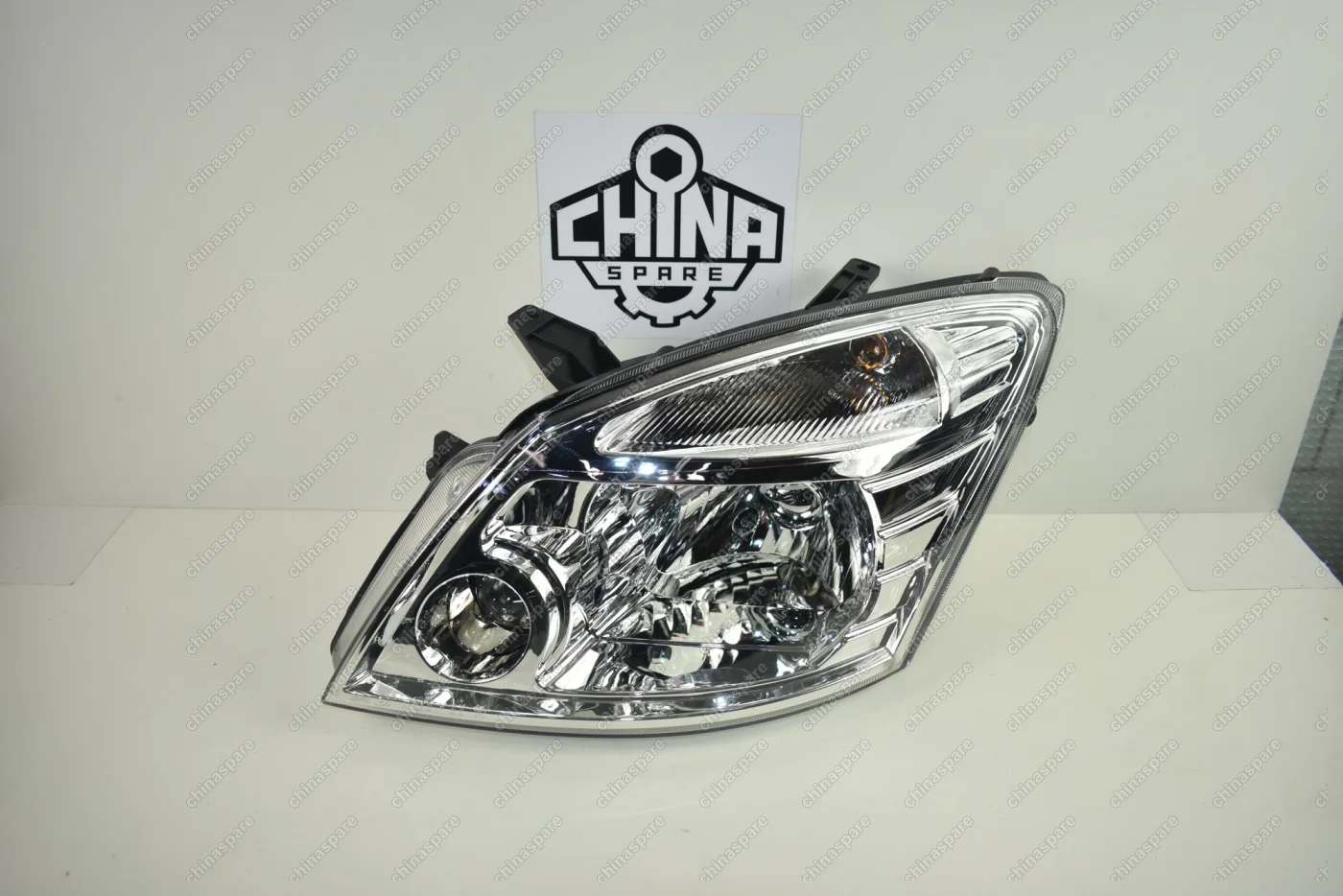 Фара передняя левая Great Wall Hover