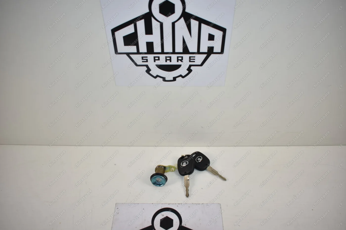 Личинка двери передняя левая (C Ключами) Great Wall Hover, H3, H5