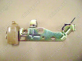 6105101K00 Кронштейн внутренней ручки двери передней левой Great Wall Hover H3