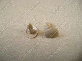 Застежка заглушки задней двери нижней Great Wall Hover H3