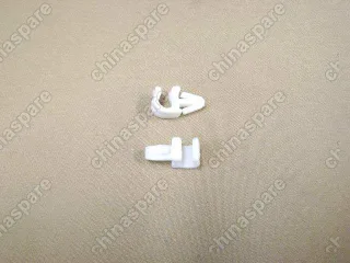 5207230K00 Фиксатор пластиковый шланга омывателя стекла двери задка Great Wall Hover H3