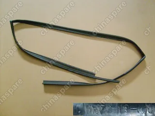 6107013AK00XA Glass run-fr door lh Great Wall Hover H3