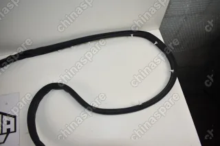 Уплотнитель передней левой двери Great Wall Hover, H3, H5