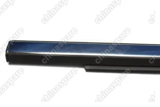 Уплотнитель стекла двери передней левой (бархотка) Great Wall Hover H3