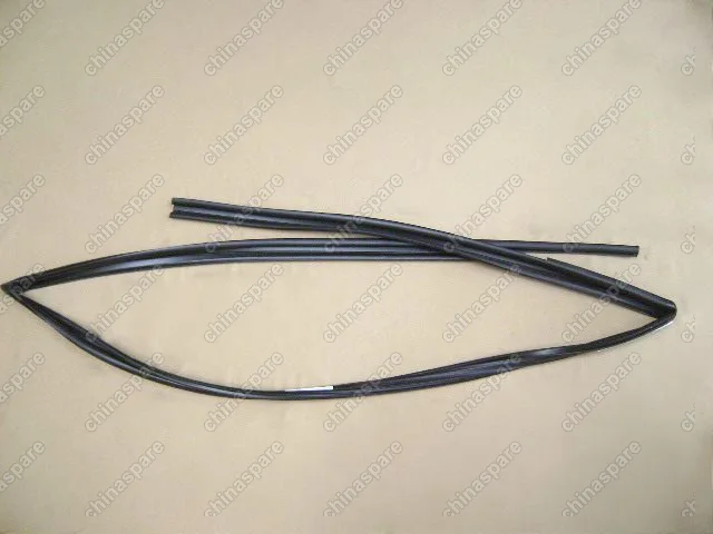 Уплотнитель стекла опускного правого Great Wall Hover H3