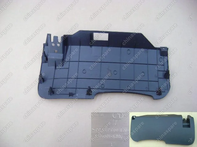 5306501K800089 Накладка панели приборов центральная нижняя h3, h5 (новый салон) Great Wall Hover H3