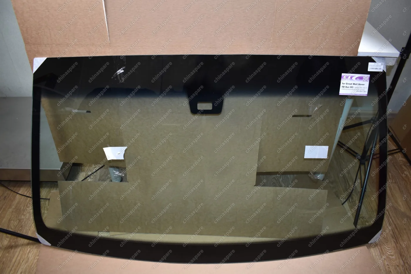 Стекло лобовое (новый салон) под датчик дождя Great Wall Hover H3, H5