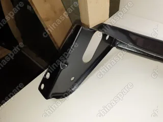 Усилитель бампера переднего левый Great Wall Hover H3