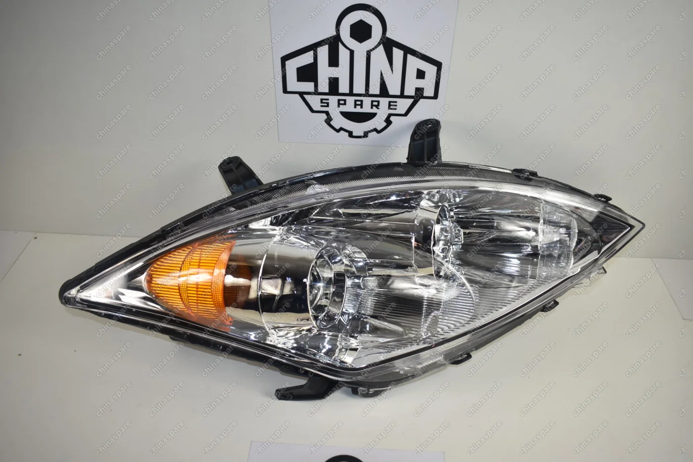 Фара передняя правая Great Wall Hover H5