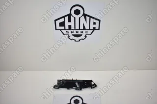 Кронштейн бампера переднего правый (пластик) Great Wall Hover H5