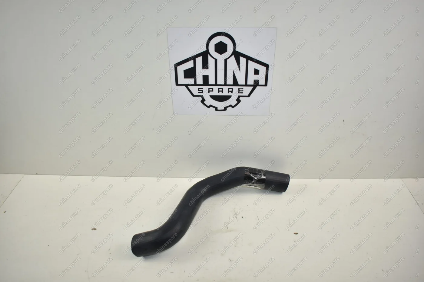 Шланг радиатора (патрубок) нижний отводящий (Дизель) Great Wall Hover H5