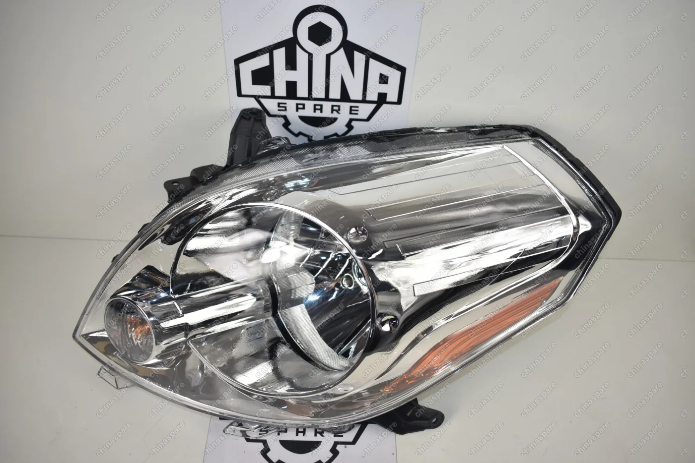 Фара передняя левая Great Wall Hover M2